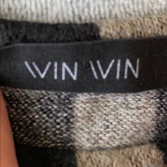 Checkered crop top - Picture 2 of 2